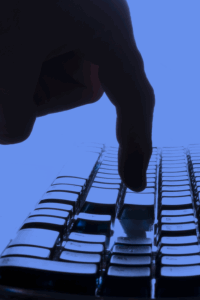 Picture - bridging between IT and Business - the key to success.